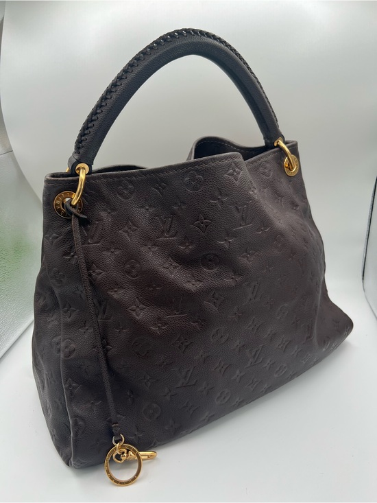 Handbags - Louis Vuitton Artsy MM